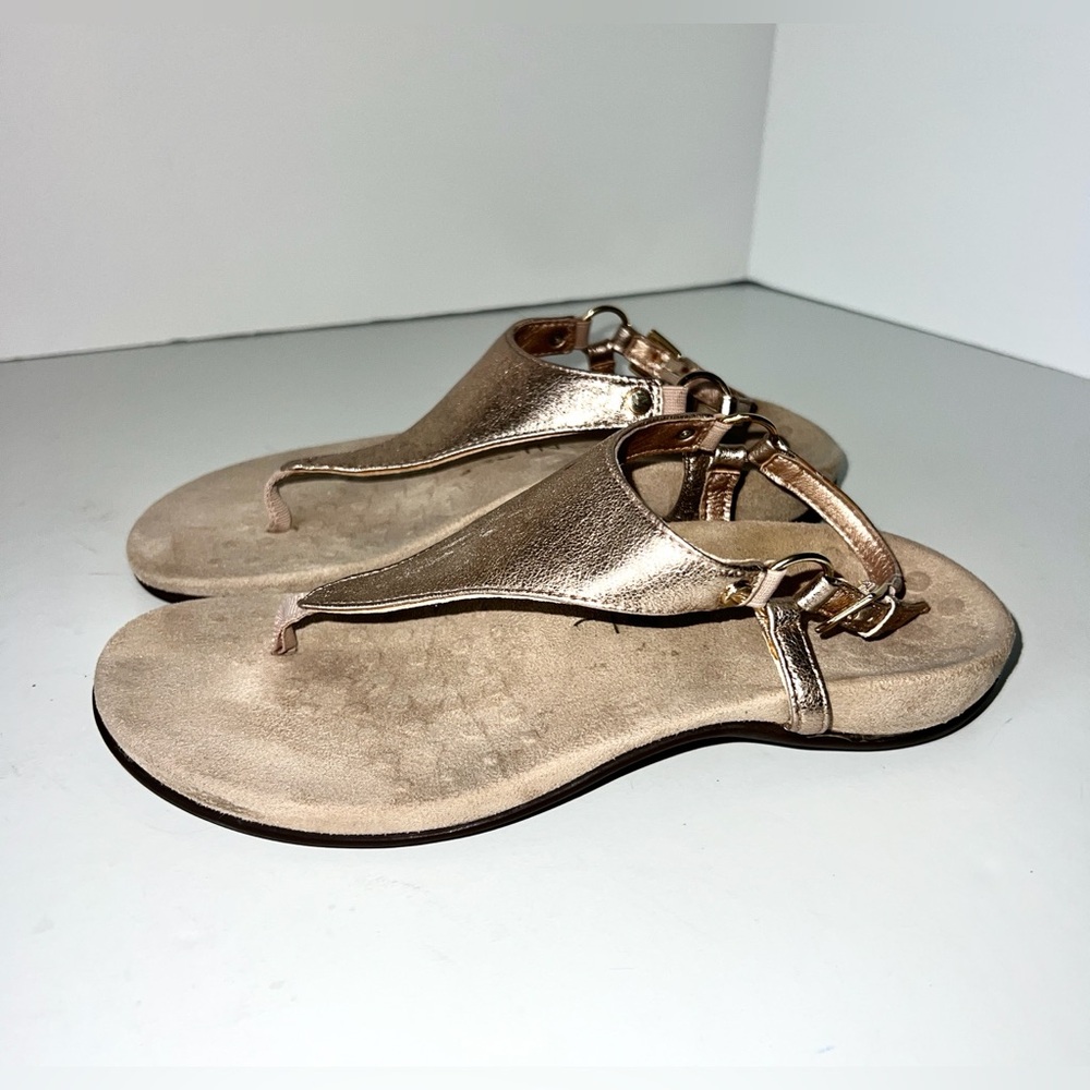 Vionic Sandals Womens Gold Leather Kirra Thong Slingback Flat Comfort Shoes 6.5